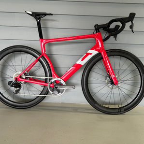 3T Team Strada 2020 Large Near New!